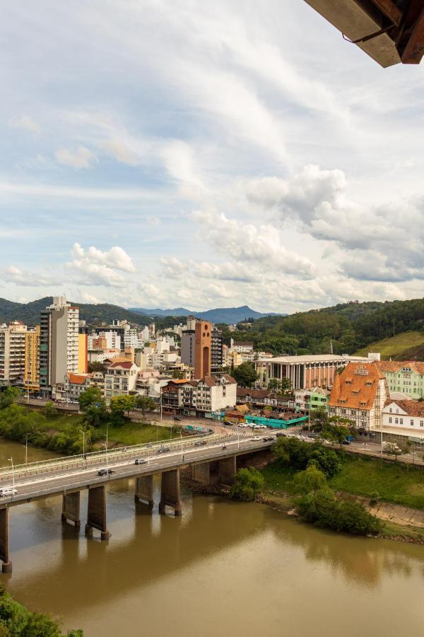Hotel Blumenau Tower By Castelo Itaipava Esterno foto