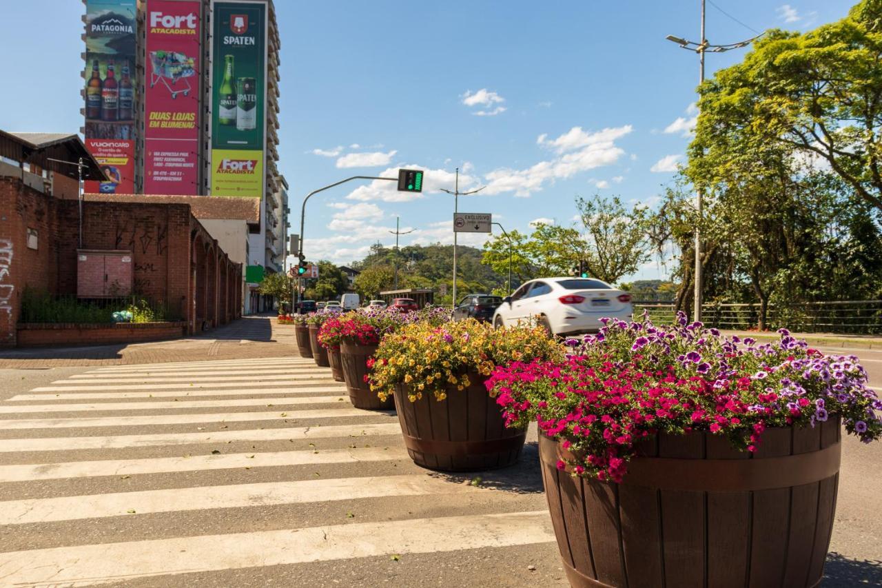 Hotel Blumenau Tower By Castelo Itaipava Esterno foto