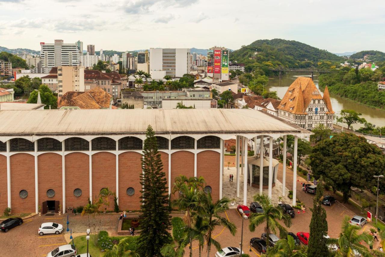 Hotel Blumenau Tower By Castelo Itaipava Esterno foto