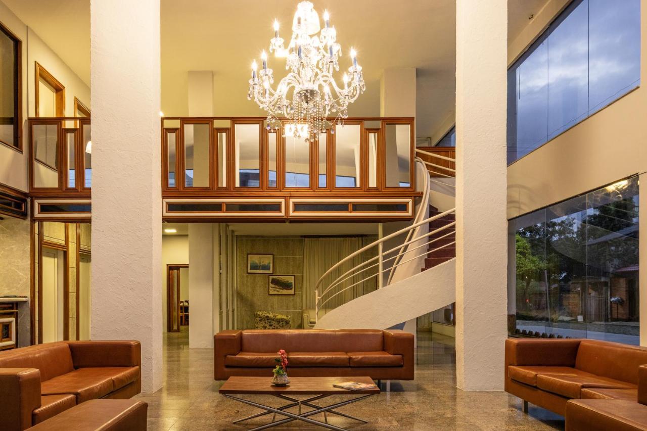 Hotel Blumenau Tower By Castelo Itaipava Esterno foto