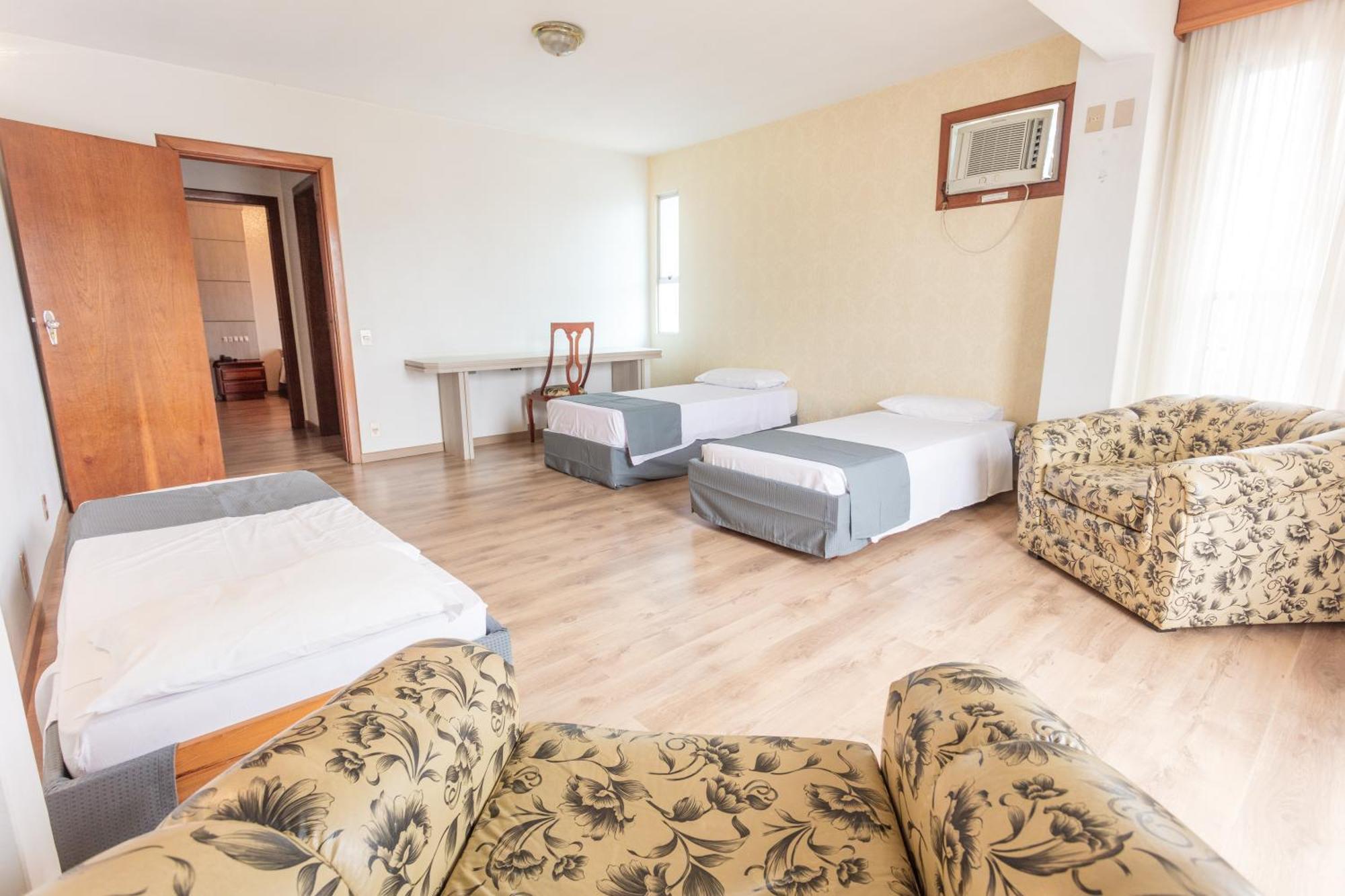 Hotel Blumenau Tower By Castelo Itaipava Esterno foto