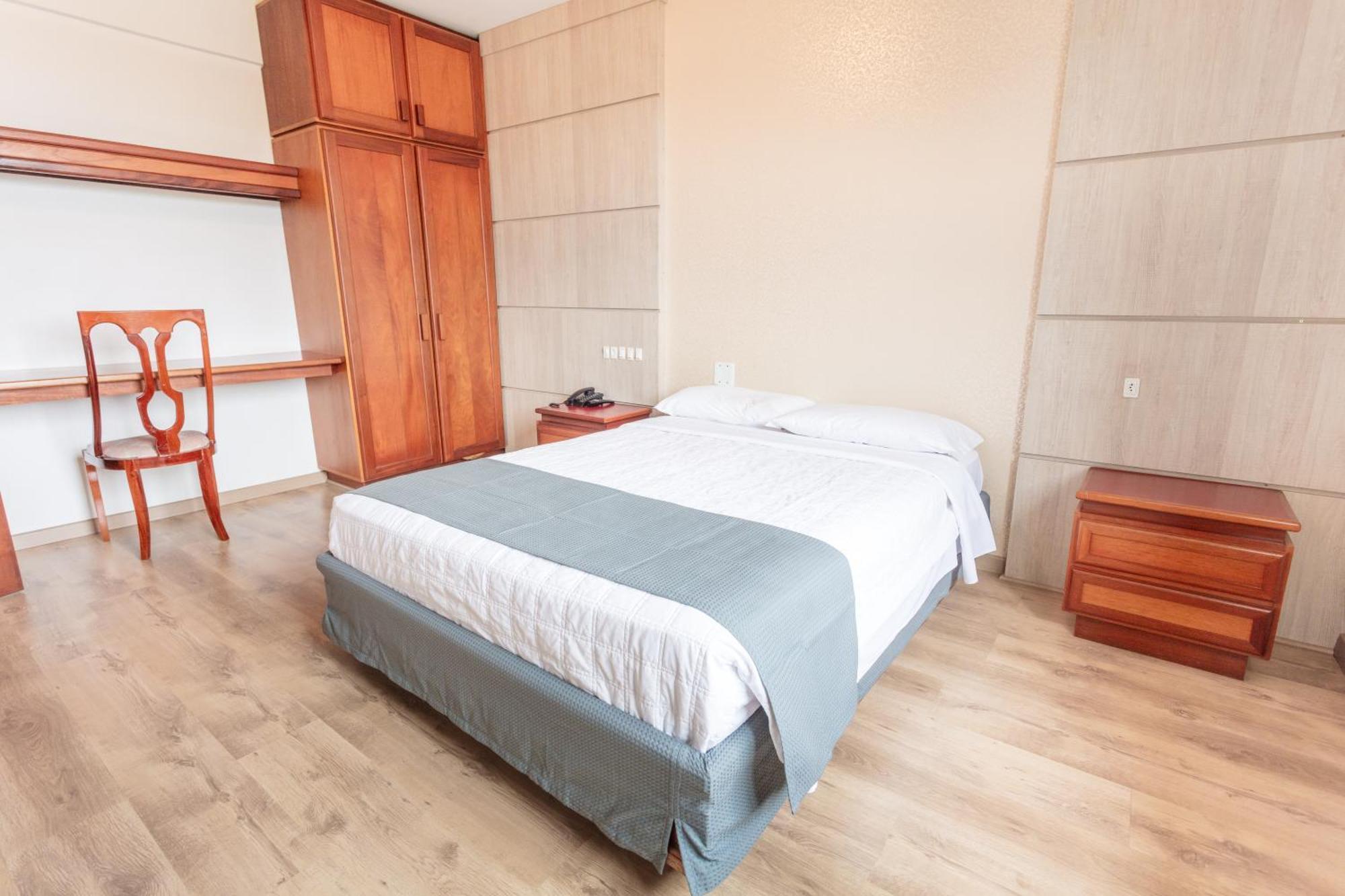 Hotel Blumenau Tower By Castelo Itaipava Esterno foto